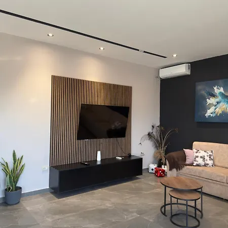 Villa Adrians Rrushkull (Durres)