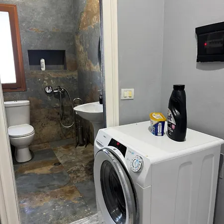 Adrians Rrushkull (Durres)