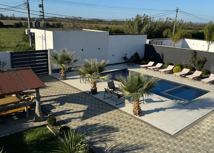 Adrians Villa Rrushkull (Durres)